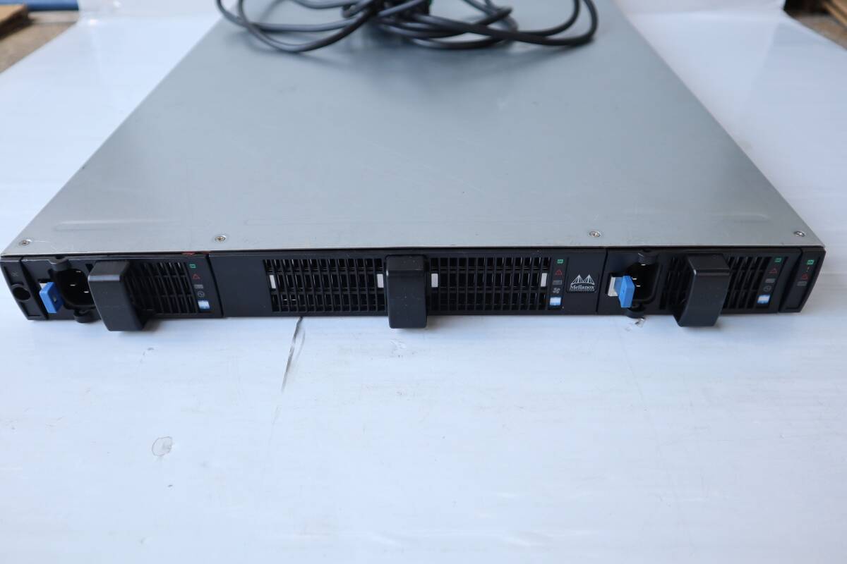 E8631(RK) Y Mellanox InfiniBand переключатель SX6018 18 порт 