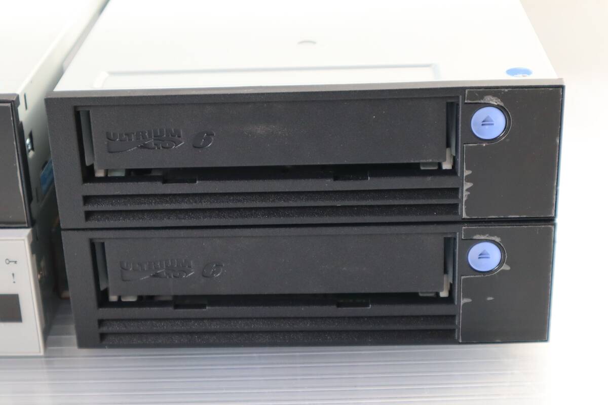 E8738(RK) Y 【4台セット】 IBM LTO Ultrium 6-H LTO 6 テープドライブ【動作確認済】_画像2