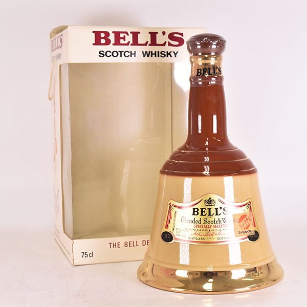 1円～★ベルズ 陶器ボトル ＊箱付 ※ 750ml/1,269g 43% スコッチウイスキー BELL'S E120116の画像1