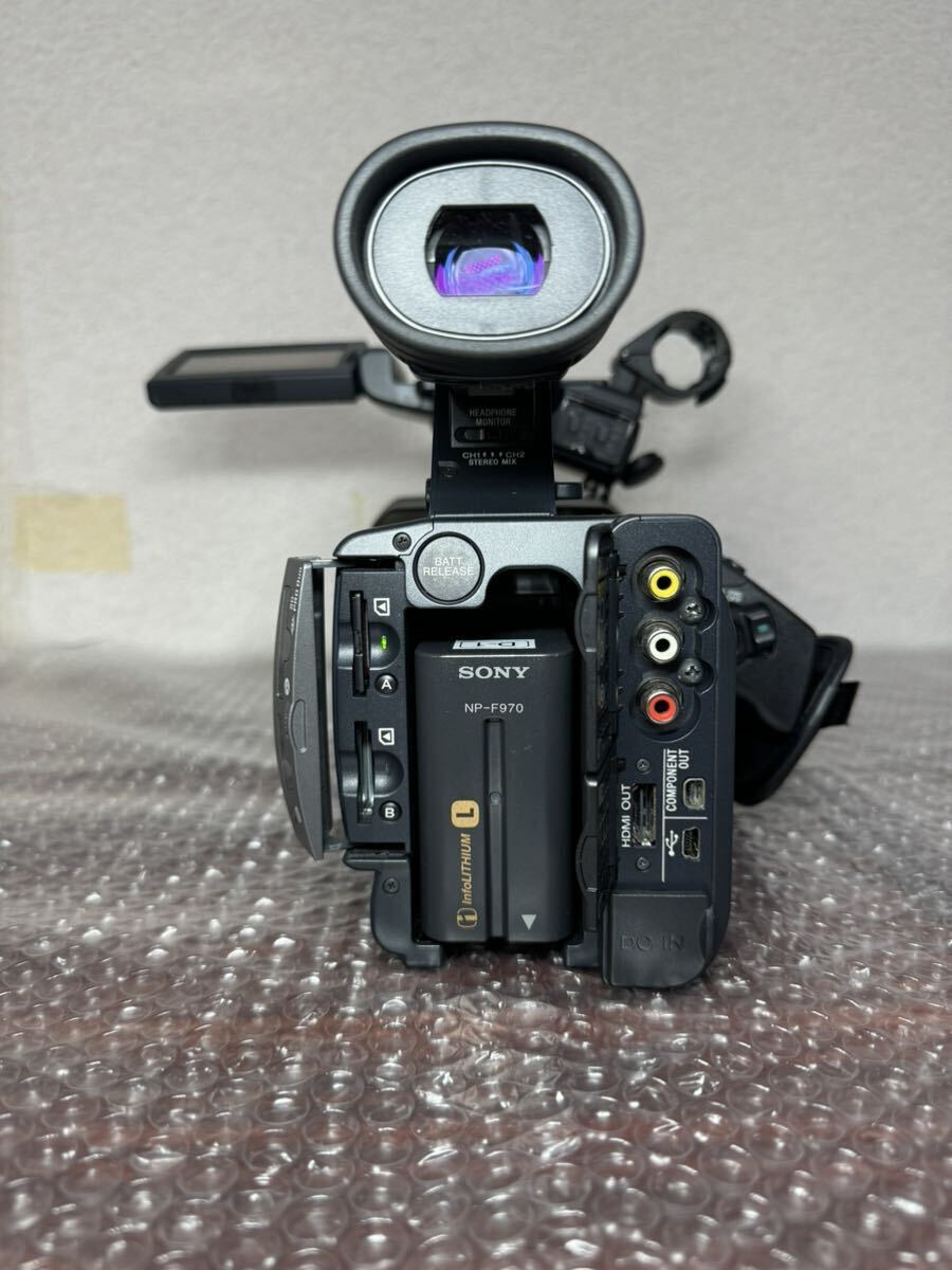 SONY業務用ビデオカメラ　HDR-AX2000 付属品多数　動作良好　ワイコン付き　動作OK 正常動作品_画像7