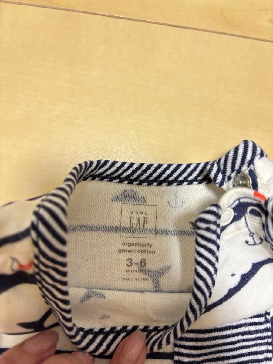 【美品】GAP  ベビー　ロンパース　カバーオール　3〜6M  60サイズ　夏服　 ショートオール