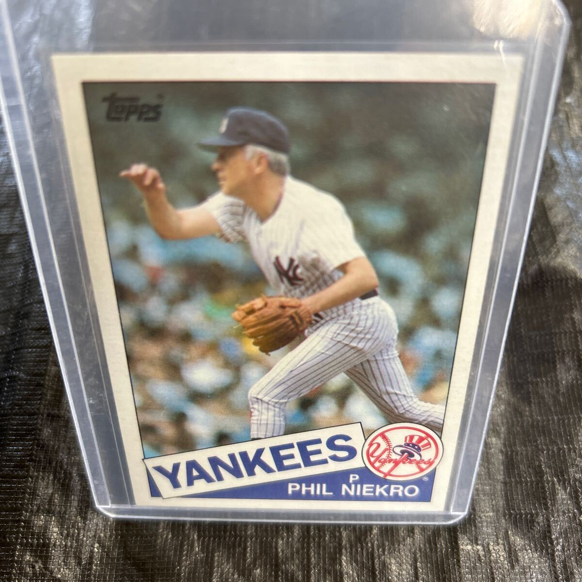 Topps 1985 Phil Niekro NY Yankees No.40_画像1