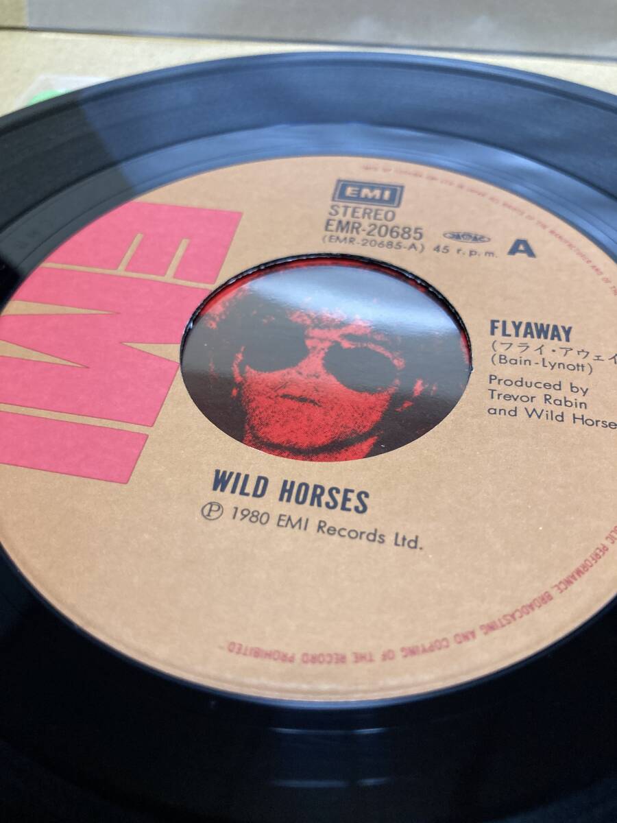美盤7''！ワイルド・ホーシズ Wild Horses / Flyaway フライ・アウェイ Toshiba EMR-20685 東芝 HARD ROCK THE FIRST ALBUM 1980 JAPAN NM_画像2