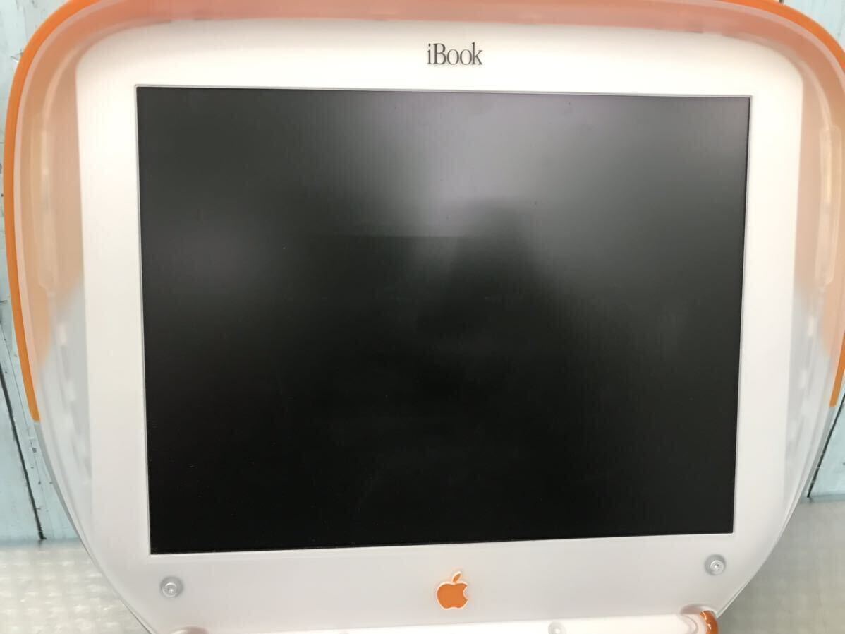 Apple iBook M2453 ジャンク品 動作未確認 本体のみ（100s）_画像4