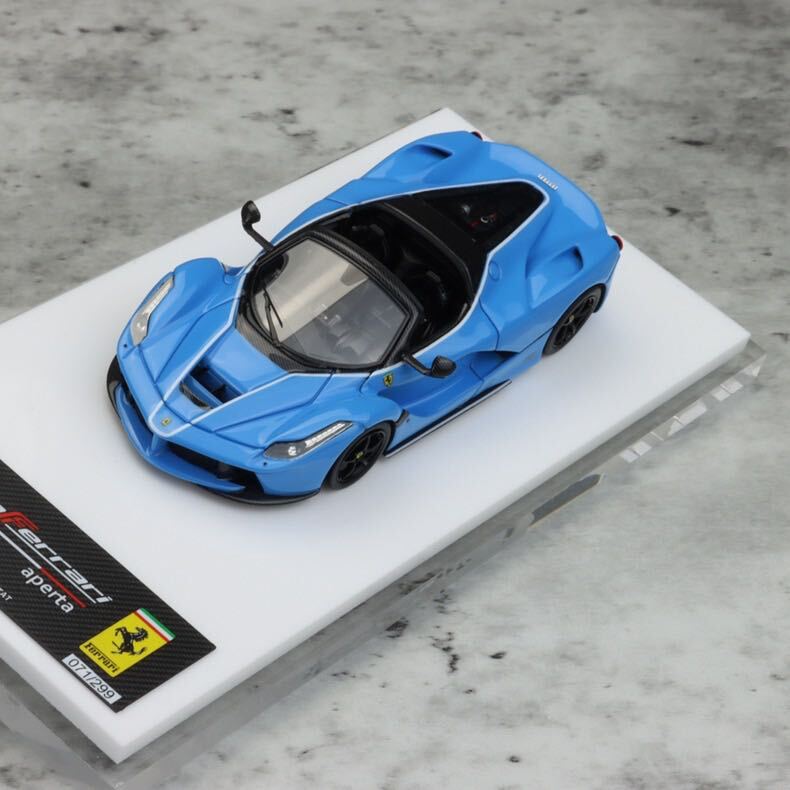 1/64 DMH ラフェラーリ Laferrari aperta 青_画像3