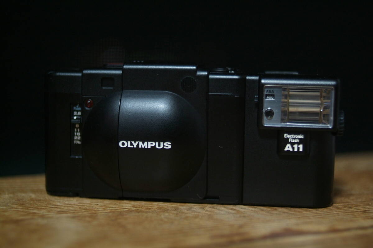 【505-2】OLYMPUS オリンパス XA A11 Electric Flash F-ZUIKO 35mm F2.8（ケース付き）の画像3