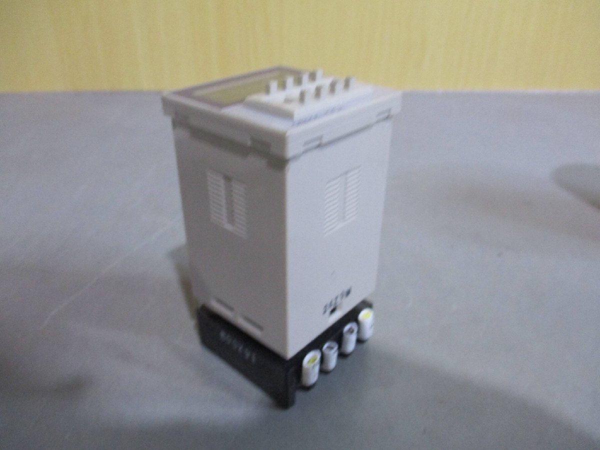 中古 OMRON solid state timer H3CA-8 ソリッドステートタイマ 2個 (JAFR60427C117)_画像6