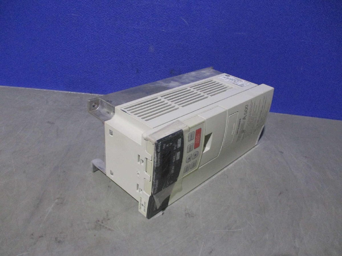 中古 MITSUBISHI INVERTESR FR-A520-0.75K インバーター 0.75KW 中古 MITSUBISHI INVERTESR FR-A520-0.75K インバーター 0.75KW