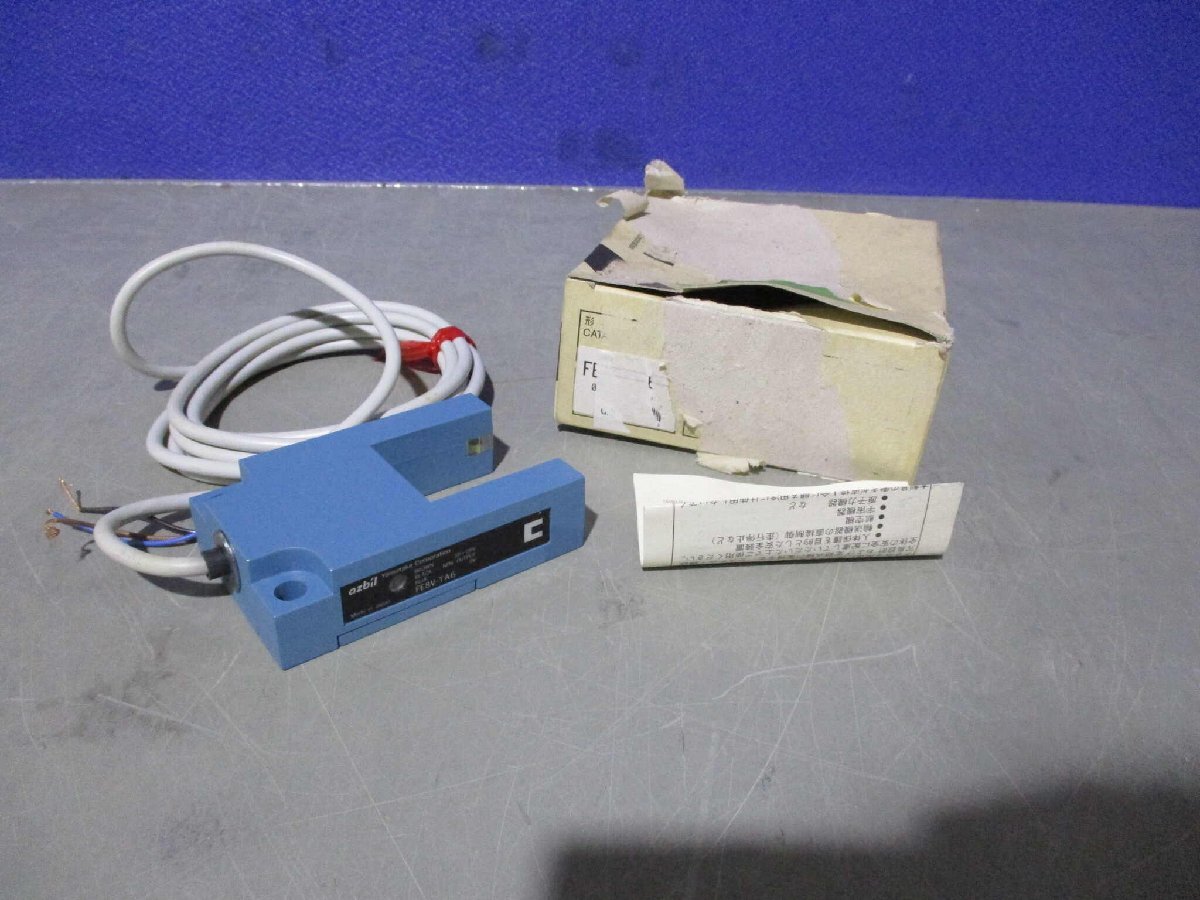 新古 YAMATAKE FE8V-TA6 SHAPE PHOTOELECTRIC SENSOR(EBJR60507B077)_画像1