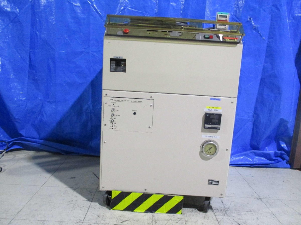 中古NEC 型名 SL116HM Nd:YAG レーザ AC 200V 30A/OMRON H7ET*2 通電確認 送料別(KAE-D-R60515E004)_画像1