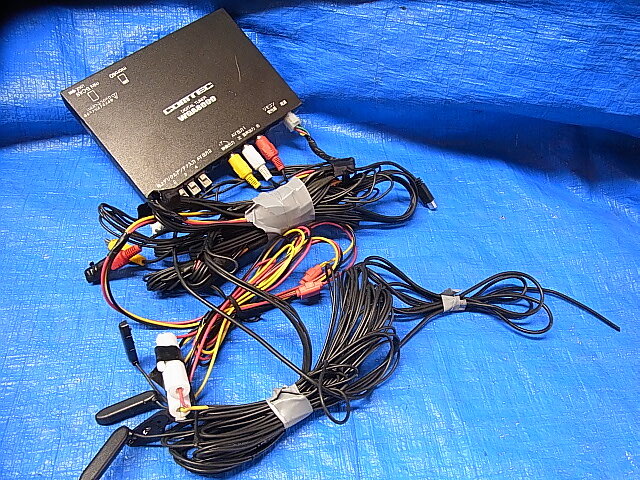 COMTEC Comtec WGA8000 Full seg terrestrial digital broadcasting tuner remote control lack tube K0510-1