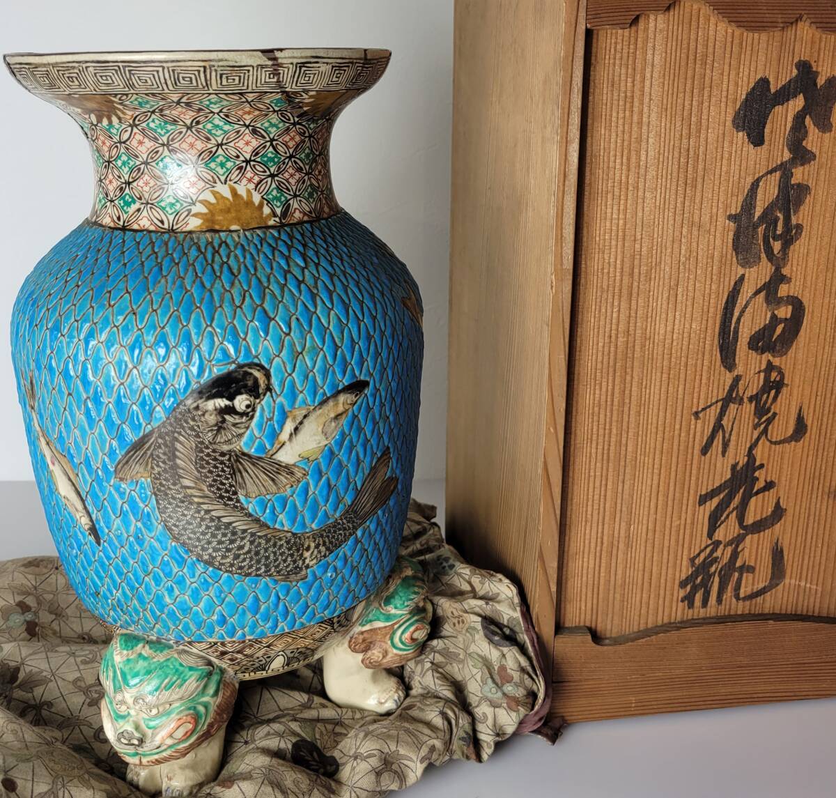  старый дом из ~* первый .. Edo времена Satsuma . рыба .. три  пара . синий рука большой ваза времена с коробкой старый керамика старый изобразительное искусство Япония изобразительное искусство ваза . антиквариат товар высота 33cm