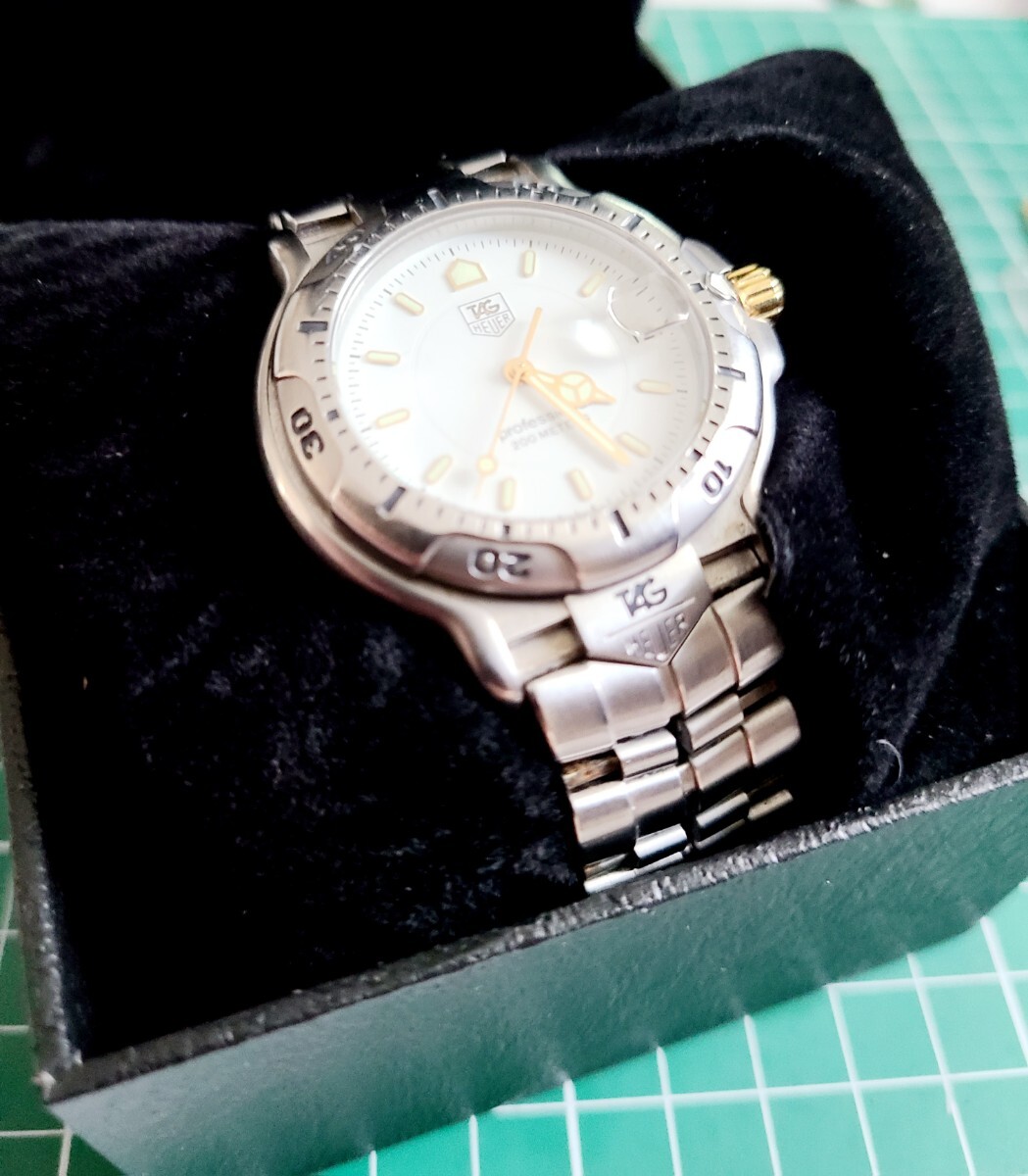  TAG Heuer 6000 series men's operation Gold part less. junk other company box attaching 