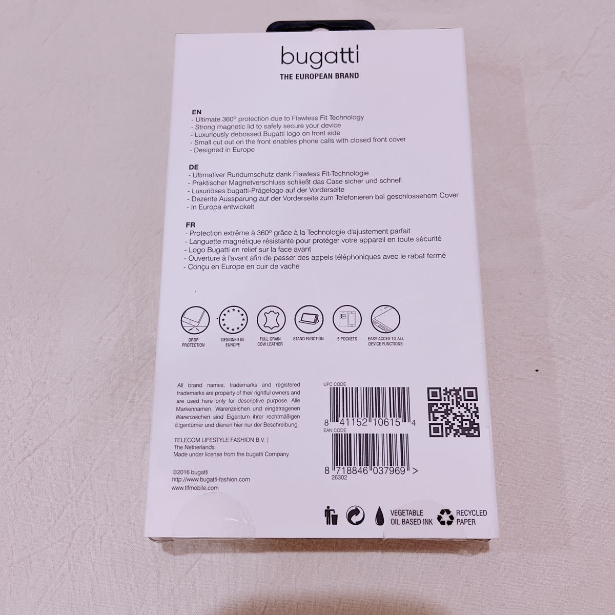 Bugatti(ブガッティ) iPhone7本革手帳型ケース