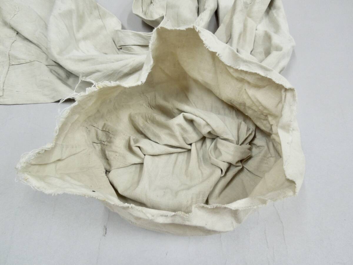 木綿織物 古布 古裂 No225   襤褸 細長い袋物33センチ長さ300センチ 白色の袋９枚 アンテーク  リメイク パッチワークの画像4