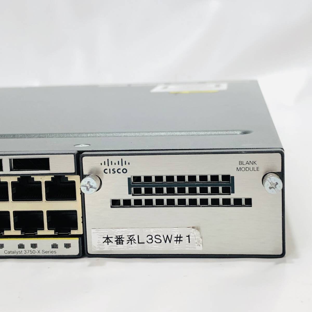 ☆8186☆ Cisco Catalyst WS-C3750X-48T-S V07 スイッチ ルーター_画像2