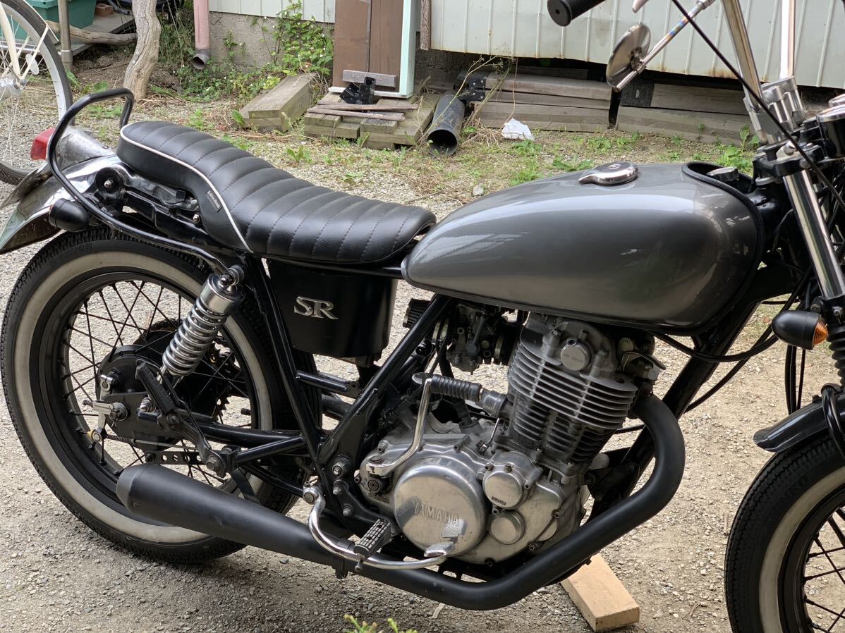 Yahoo!オークション - SR400 シート 黒白 Nitro Heads タック Yahoo!オークション - SR400 シート 黒白 Nitro Heads タック