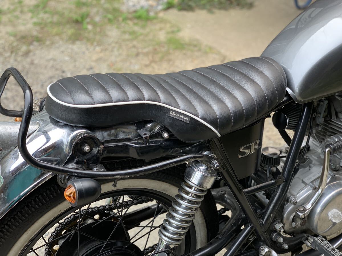 SR400 シート 黒白 Nitro Heads タックロール コブラシート SR400 シート 黒白 Nitro Heads タックロール コブラシート