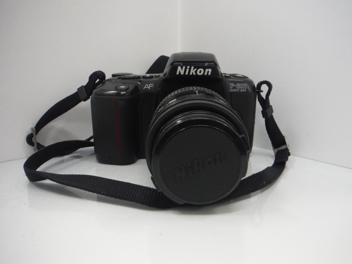★ニコン Nikon フィルム式カメラ F-601 35-105ｍｍ 1：3.5-4.5 動作未確認 ジャンク品【中古】｛dgs1295｝_画像1