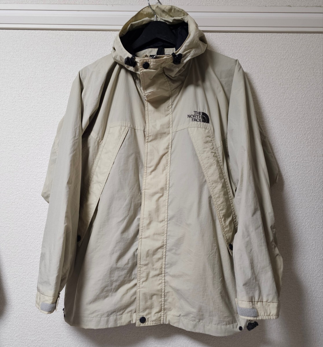 正規品 THE NORTH FACE ノースフェイス マウンテン パーカー カラーベージュ の画像1