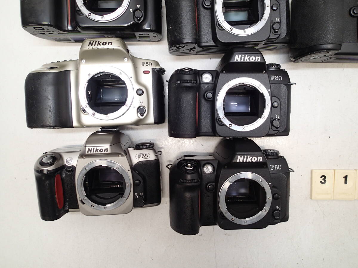 M313E 大量 ２８台 Nikon ニコン AF 一眼レフカメラ F-401 QD SQD F- 501 601 QD 801 S 100 90X 80 70 65 50 PRONEA 600i U U2 等 ジャンク_画像3