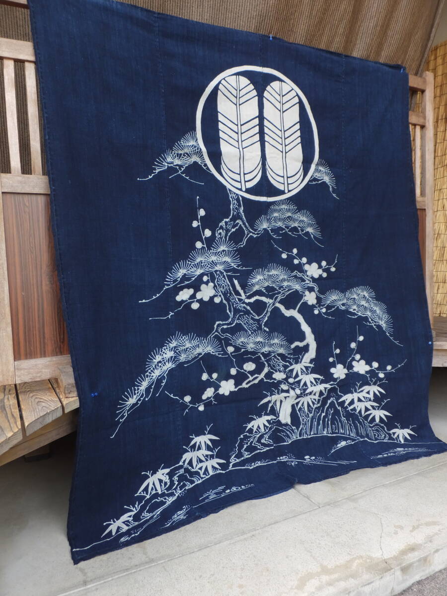 color fading exist hand weave cloth thickness Indigo tree cotton tube . hand .. average . hawk feather . pine bamboo plum writing old cloth *4 width ..*158×138.* -ply 520g* remake material 