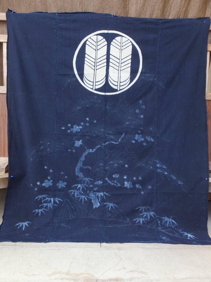  color fading exist hand weave cloth thickness Indigo tree cotton tube . hand .. average . hawk feather . pine bamboo plum writing old cloth *4 width ..*158×138.* -ply 520g* remake material 