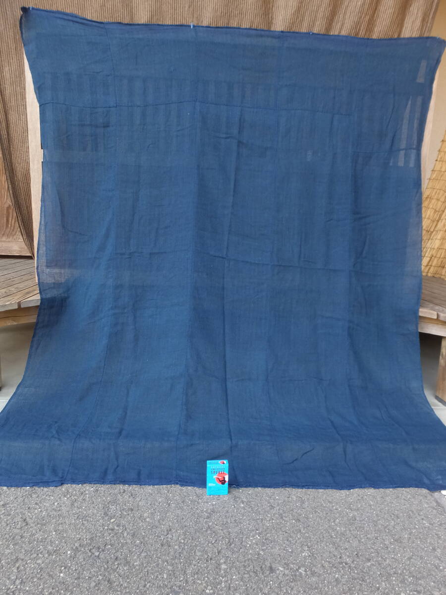 蚊帳に使われていた柔らかな手触りの青系薄手藍木綿古布・5幅繋ぎ・184×164㌢・重330g・リメイク素材_画像1