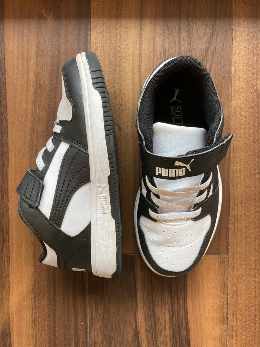 PUMA プーマ　子供スニーカー　18cm