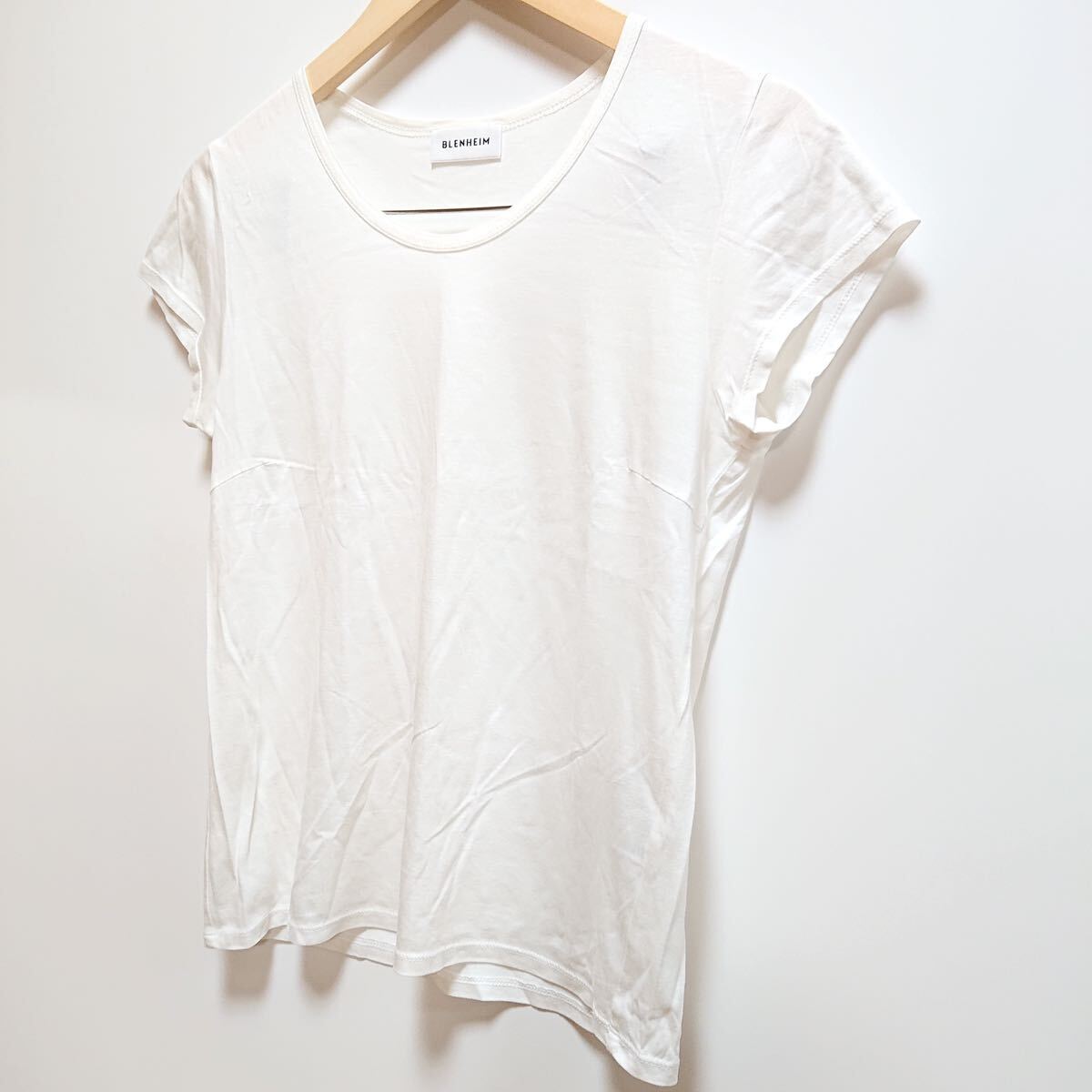 H8224gg BLENHEIM(ブレンヘイム) サイズM 半袖Tシャツ 白 レディース カットソー シンプル 夏 ホワイト リヨセル 日本製 おしゃれ_画像4
