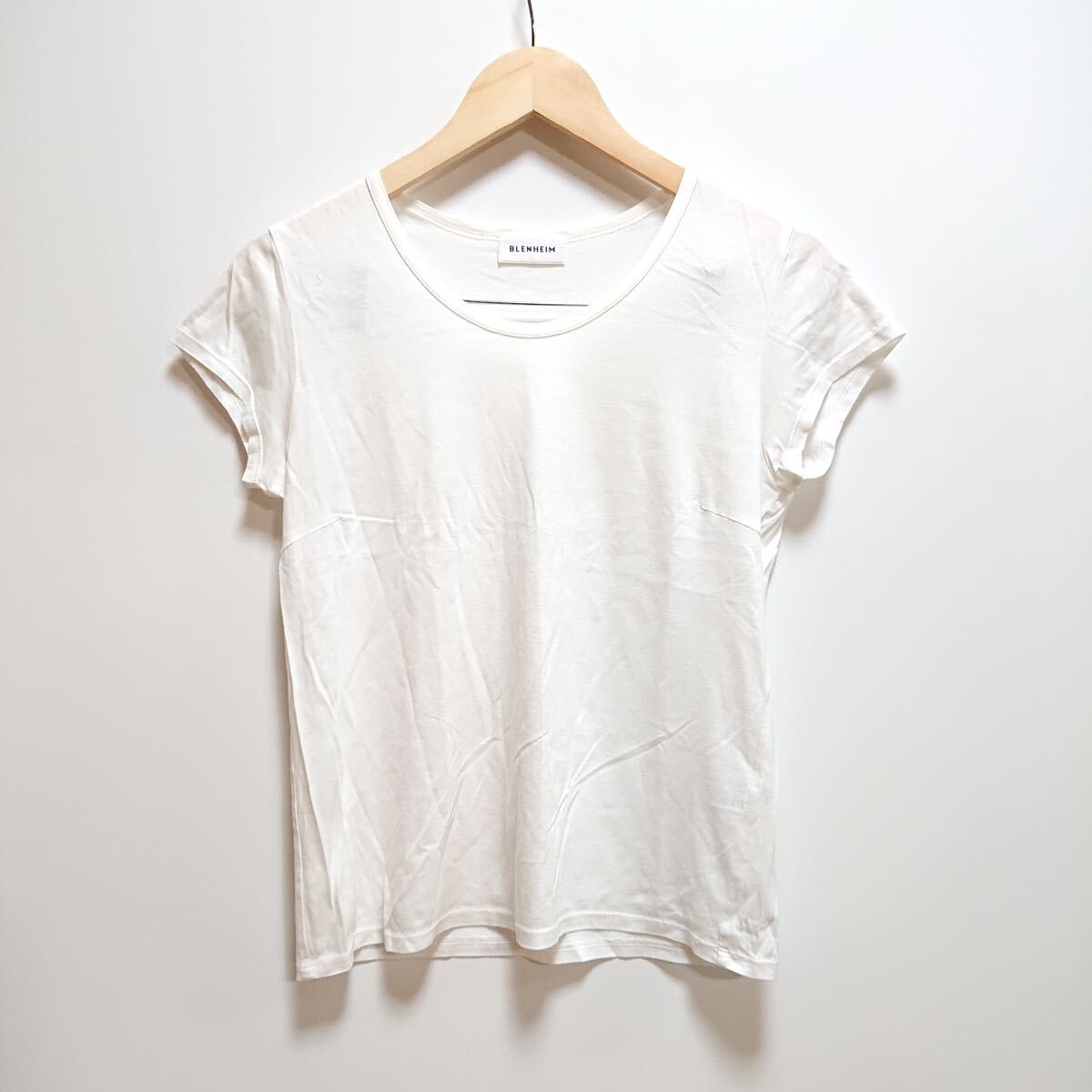 H8224gg BLENHEIM(ブレンヘイム) サイズM 半袖Tシャツ 白 レディース カットソー シンプル 夏 ホワイト リヨセル 日本製 おしゃれ_画像1