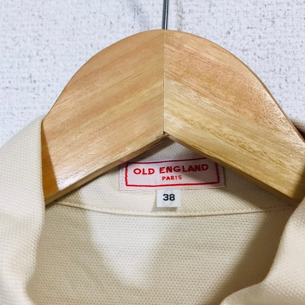 H8467dL сделано в Японии OLD ENGLAND PARIS Старая Англия размер 38 (M ранг ) рубашка с длинным рукавом блуза оттенок бежевого женский ракушка кнопка 