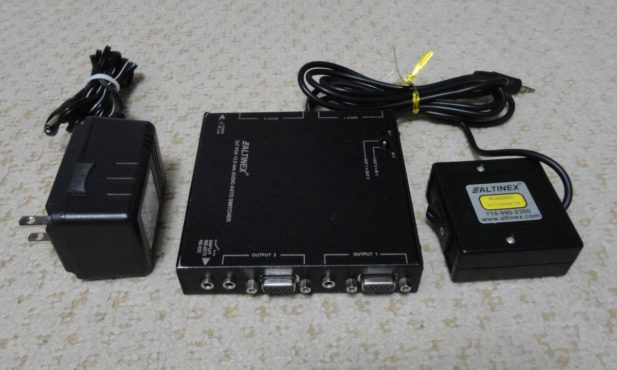 [USED]ALTINEX 2×2VGA 3.5mmAudio SWITHCER(VGA selector )