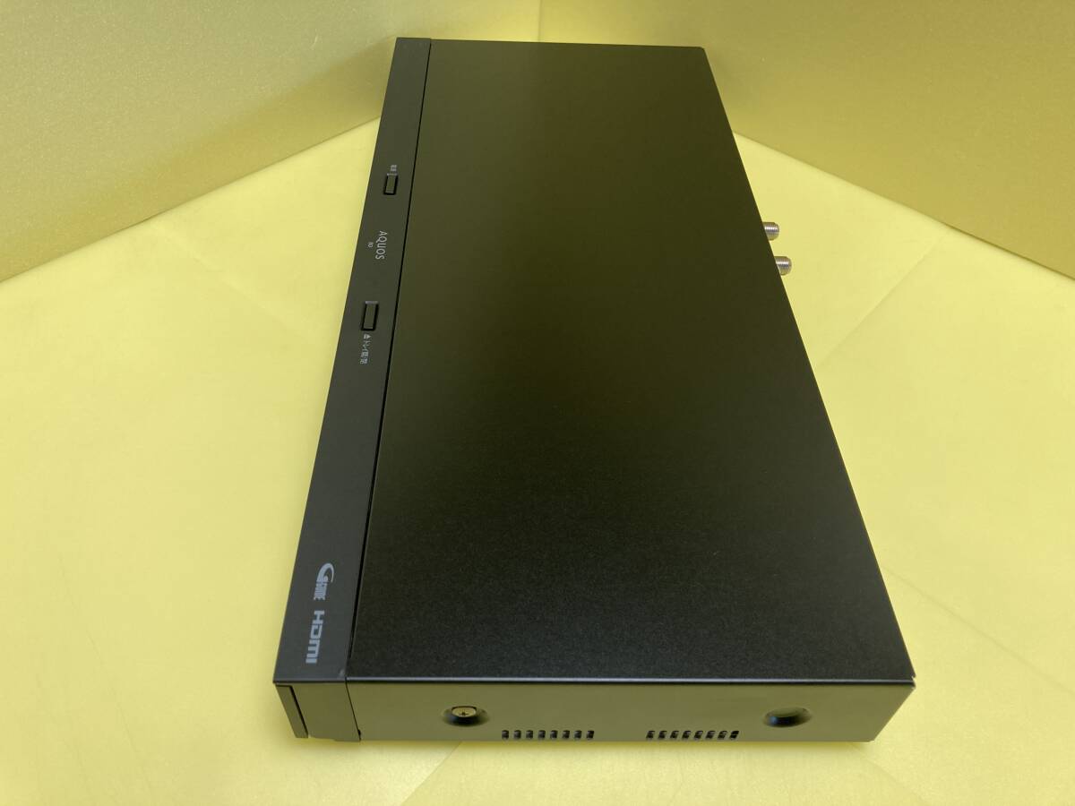 SHARP シャープ BDレコーダー 2B-C20DW1 2番組同時録画 HDDは交換新古品2TB(使用時間1h/14回) 整備済完全動作品(1ヶ月保証) 比較的美品の画像5