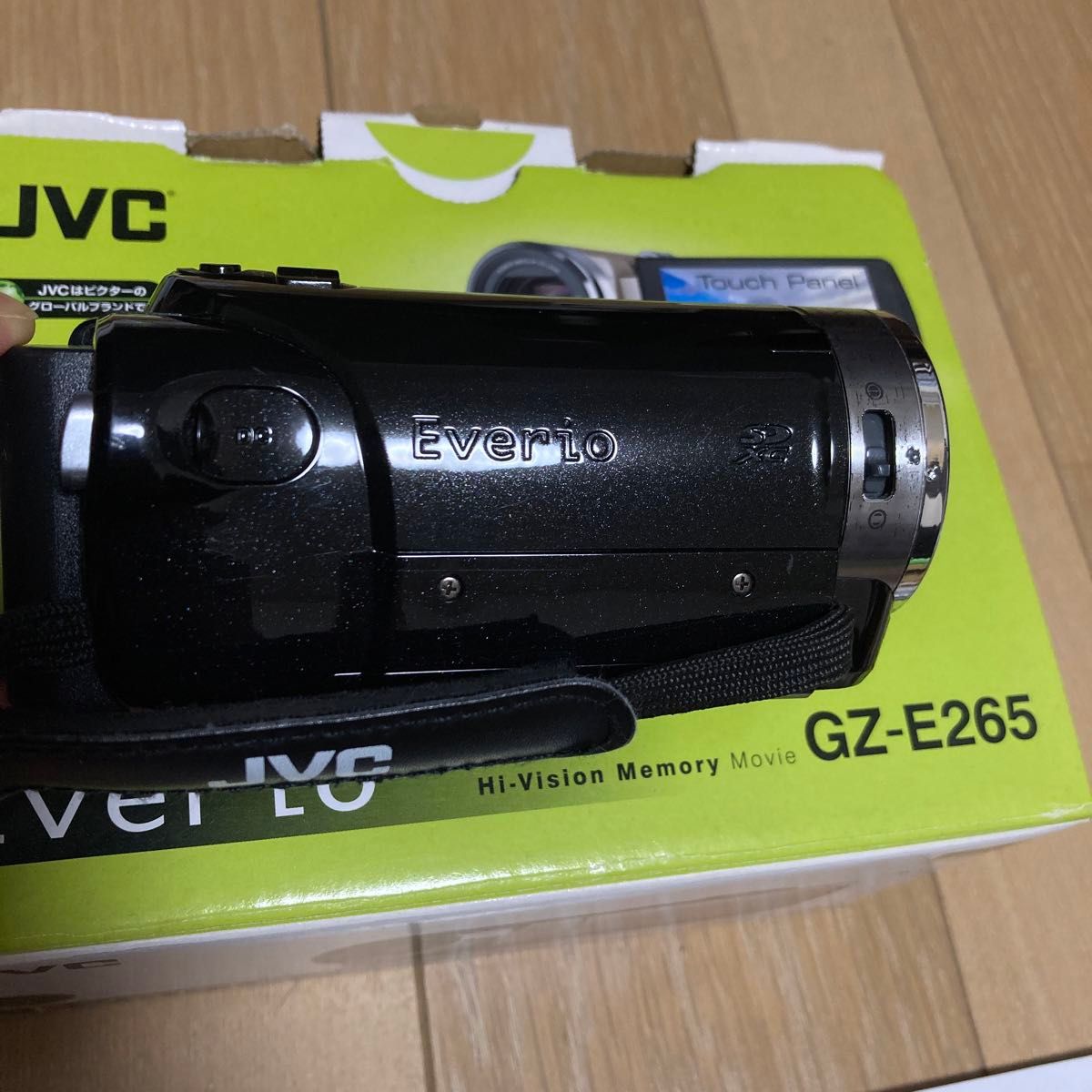 中古！！Jデジタルビデオカメラ エブリオ Everio JVC GZ-E265-B 専用BDライターセット 三脚付き 属品有り