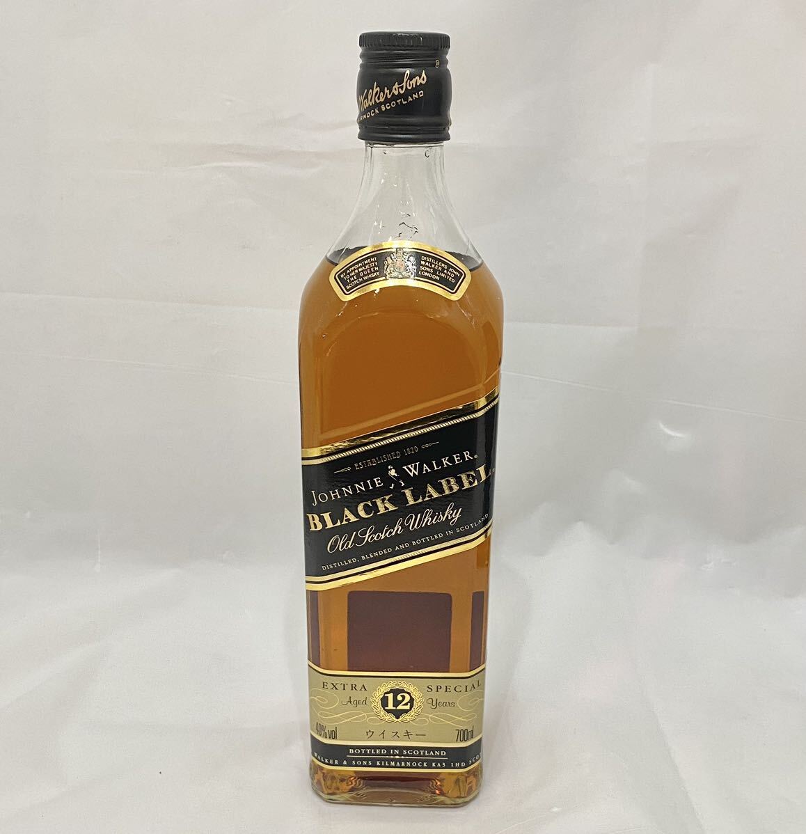 ジョニーウォーカー ブラックラベル 未開栓 JOHNNIE WALKER 12年 ブラック キャップ　40度 スコッチウイスキー MT-31_画像2