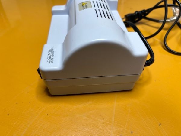 ラミネーター　LAMINATOR RL-200 はがきサイズ　コンパクト　アイリスオーヤマ　　(Y05-04)_画像7