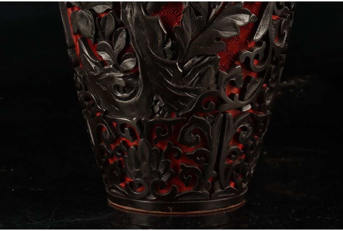 [URA] China fine art /... black .. writing vase / height 30.8cm/10-5-25 ( search ) antique / flower vase / flower go in / natural flower / "hu" pot / vase / small . carving /