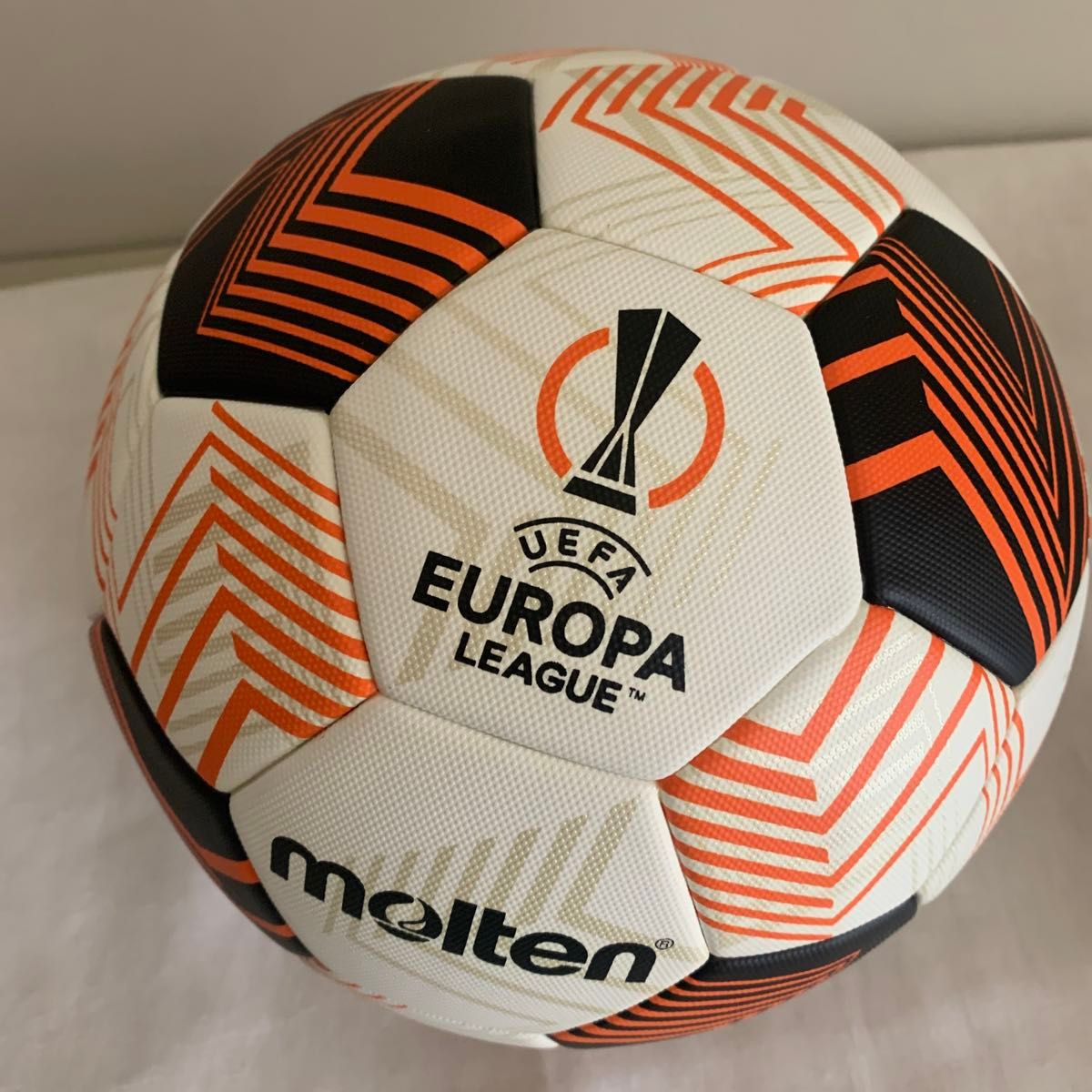 アディダス adidas UEFA ヨーロッパリーグ 23-24試合球 F5U5000-34 サッカーボール 国際公認球 5号球