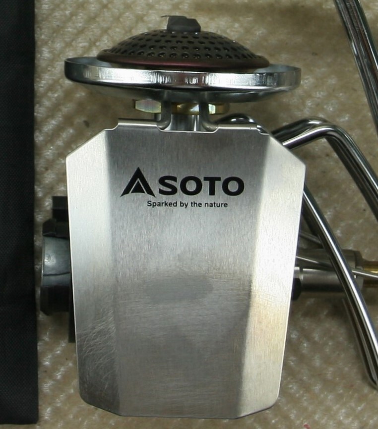 SOTO ST-310 ソト レギュレーター ストーブ ガス バーナー コンロ チタン 風防付_拡大画像。キズあり。