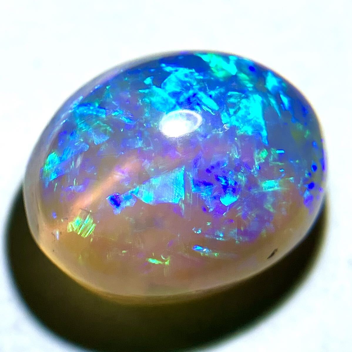 遊色効果抜群!! ☆天然オパール 3.622ct☆M ソーティング付 約10.5×8.8mm ルース 遊色 裸石 宝石 ジュエリー opal jewerlyの画像1