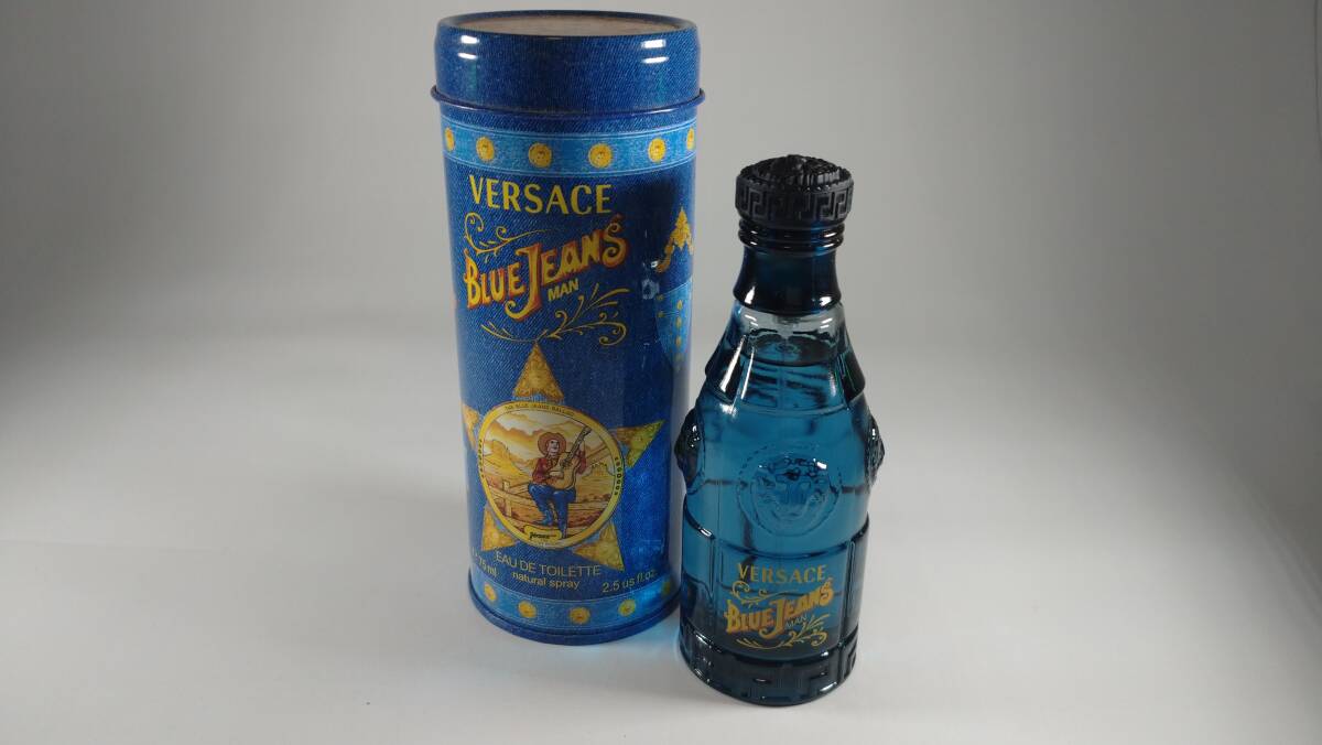 ベルサーチ ヴェルサーチ ブルージーンズ オードトワレ 75ml 香水 VERSACE BLUE JEANSの画像2