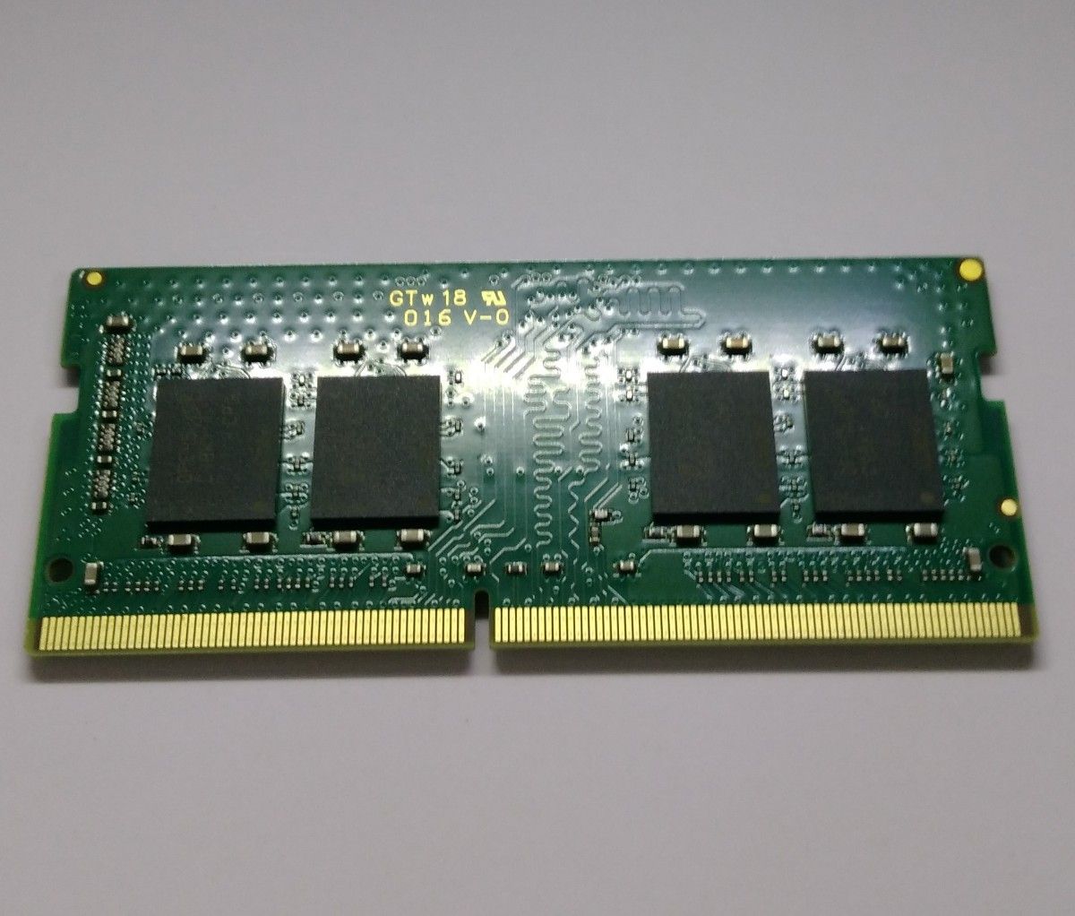 Crucial PC4-21300 DDR4-2666 16GB 一枚 ノートPC用 メモリ 動作保証品