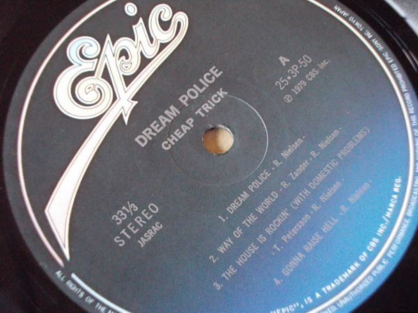 P3845　即決　LPレコード　チープ・トリック『ドリーム・ポリス』　国内盤　ソノシート付き_画像3