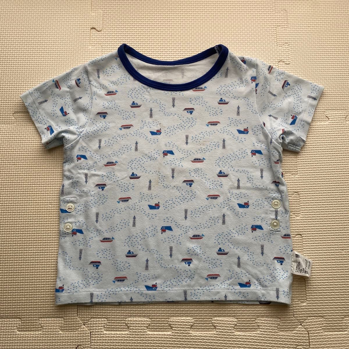 ユニクロ　男の子　半袖　パジャマ　Tシャツ　サイズ100 ヨット柄