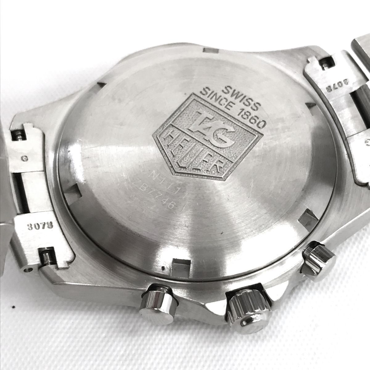 TAGHEUER タグホイヤー エクスクルーシブ PROFESSIONAL プロフェッショナル 腕時計 CN1111 クオーツ コレクション クロノグラフ 動作確認済_画像5