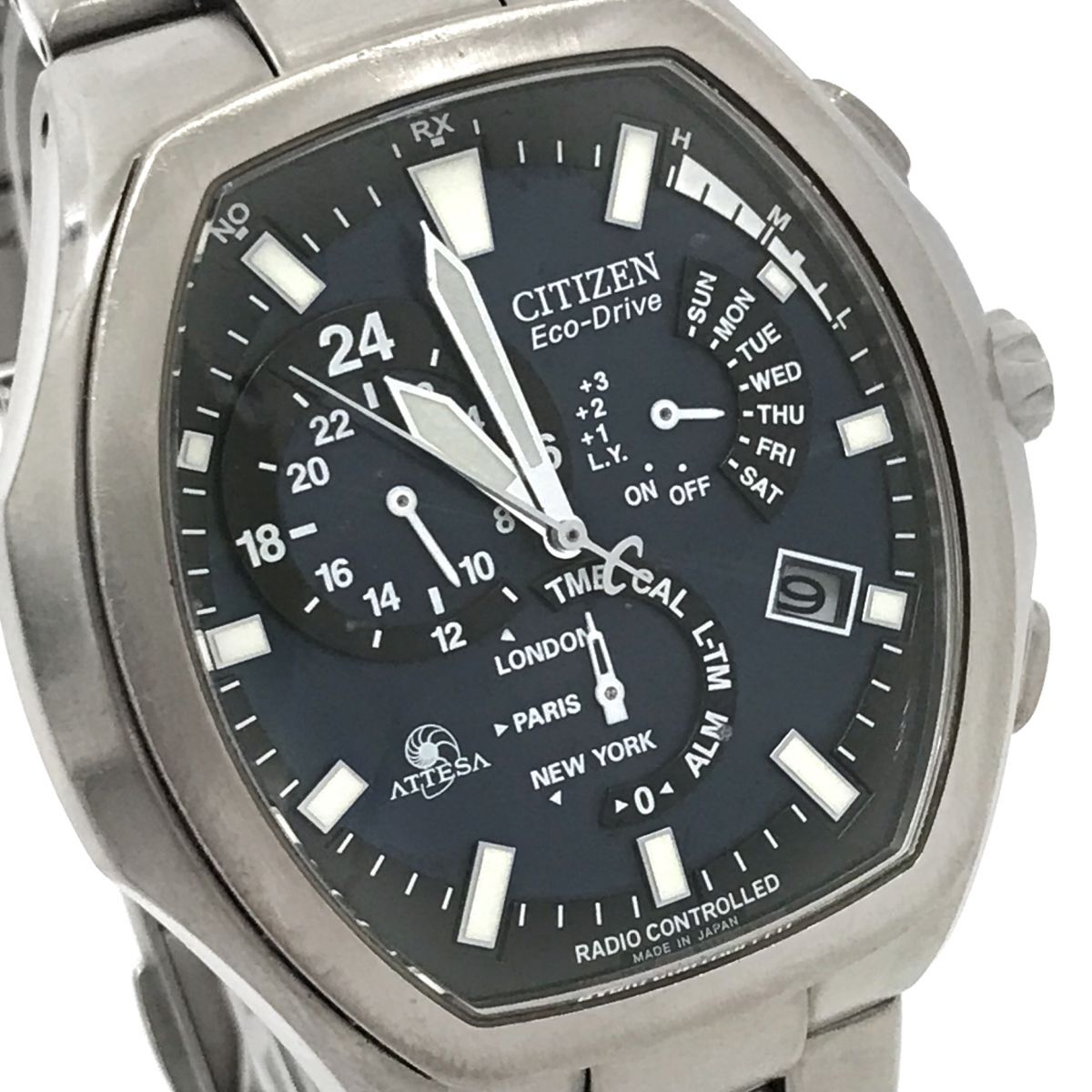 美品 CITIZEN シチズン ATTESA アテッサ Eco-Drive エコドライブ 腕時計 E600-T006361 電波ソーラー チタン カレンダー トノー 動作確認済_画像1