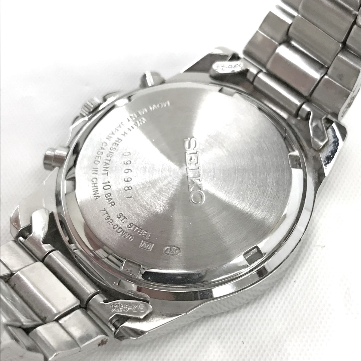 SEIKO セイコー 腕時計 SND367 クオーツ アナログ ラウンド シルバー ブラック クロノグラフ カレンダー 格好良い 動作確認済 箱付き_画像5