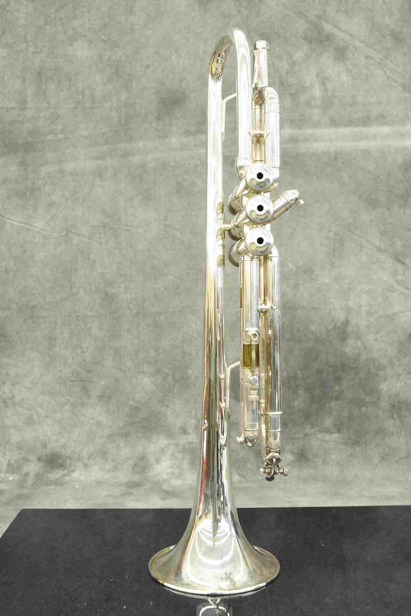 F☆Bach/バック トランペット ML Model 37 ☆中古☆_画像4