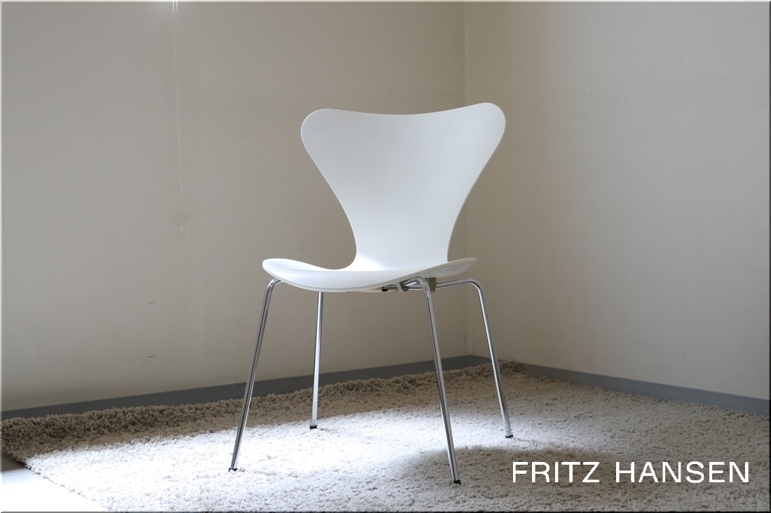 2◆Fritz Hansen フリッツ・ハンセン セブンチェア ラッカーホワイト アルネ・ヤコブセン スタッキング 椅子 北欧 デンマーク ヴィンテージ_画像1